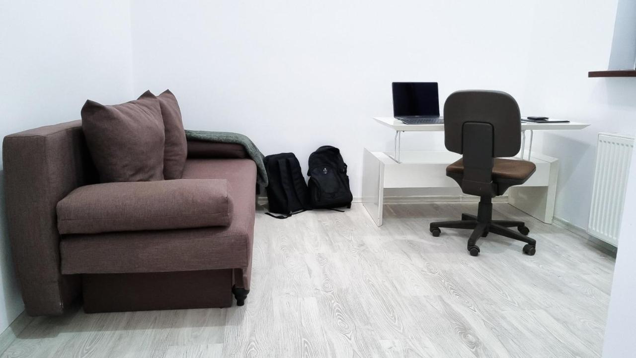 Simi Central Apartment Oradea Eksteriør billede