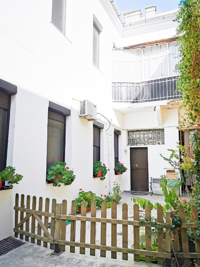 Simi Central Apartment Oradea Eksteriør billede
